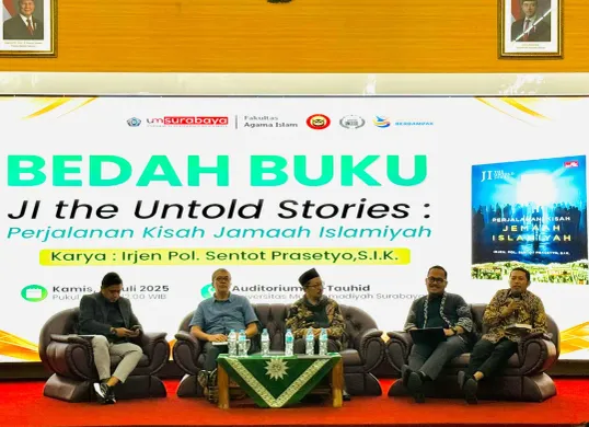 Densus 88 Anti Teror Polri bersama Universitas Muhammadiyah Surabaya (UMSurabaya) menggelar acara bedah buku bertajuk “JI The Untold Story (Perjalanan Kisah Jamaah Islamiyah)”. (Sumber: Istimewa)