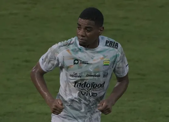 Uilliam Barros bersemangat jelang laga uji coba Persib Bandung vs Western Sydney Wanderers malam hari ini. (Sumber: pers)