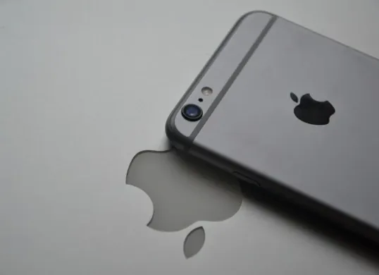 Ilustrasi iPhone. (Sumber: Ist.)