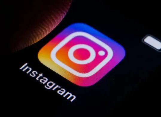 Instagram rilis fitur Repost (Sumber: Pinterest)