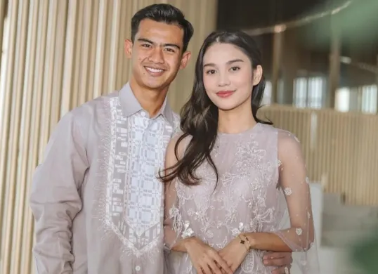 Isi chat Azizah Salsha dan ibunya yang bocor ke publik diduga kode cerai dengan Pratama Arhan. (Sumber: Instagram/@pratamarhan8)