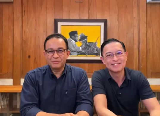 Potret Anies Baswedan dan Tom Lembong. (Sumber: Tangkapan Layar YouTube Anies Baswedan)