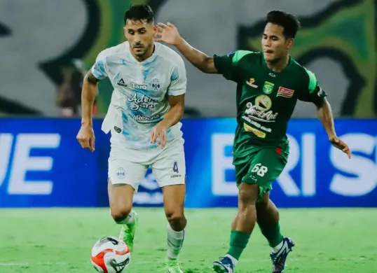PSIM Yogyakarta berhasil mengalahkan Persebaya Surabaya di laga pembuka BRI Super League. (Sumber: Instagram/@psimjogja_official)