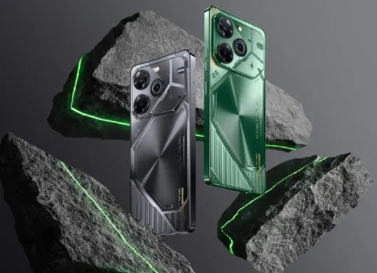 Tecno Pova 6 Pro 5G, 4 Rekomendasi HP RAM 12 GB Terbaik. Harga mulai Rp 2,199jt! Cocok untuk gaming dan multitasking. Spesifikasi gahar, kamera tajam, baterai tahan lama. (Sumber: tecno-mobile.com)