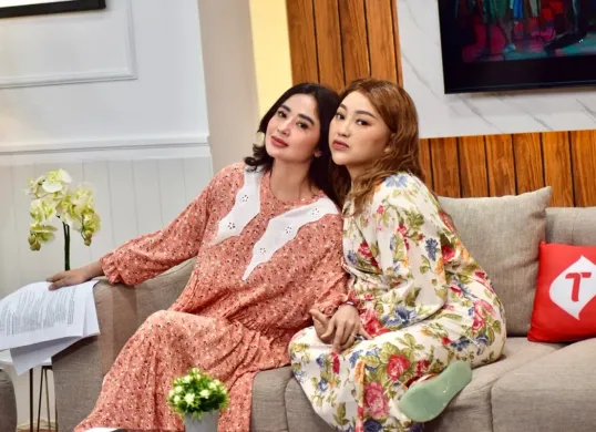 Mpok Alpa Meninggal Dunia, Dewi Perssik: Kemarin Sempet Curhat… (Sumber: Instagram/dewiperssik9)