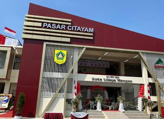 Bentuk baru Pasar Citayam yang diresmikan pada Minggu, 17 Agustus 2024. (Sumber: POSKOTA | Foto: Giffar Rivana)