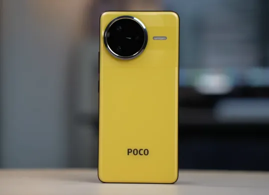 Spesifikasi Smartphone Gaming POCO F7 Ultra dan Harganya (Sumber: YouTube/Youtuber Cupu)
