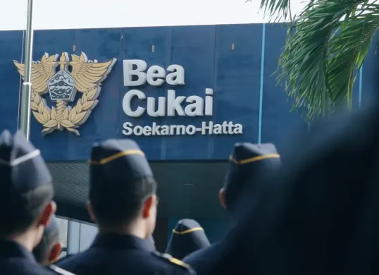 Viral Uang 5000 Dollar Milik WN Amerika Raib di Kantor Bea Cukai Banda Soetta, Petugas Tolak Perlihatkan CCTV (Sumber: YouTube/Bea Cukai Soekarno-Hatta)