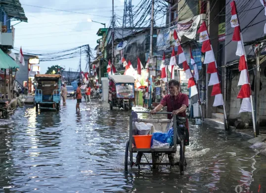 Banjr Rob Terjang Muara Angke