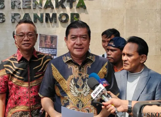 Ketua Umum Solidaritas Merah Putih (Solmet), Silfester Matutina. (Sumber: Poskota/Ali Mansur)