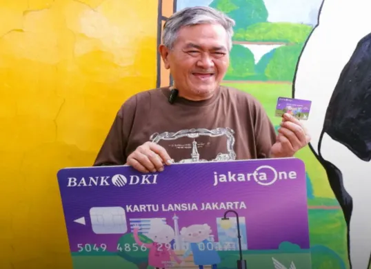Ilustrasi penerima bantuan Kartu Lansia Jakarta (KLJ). (Sumber: dinsos.jakarta.go.id)