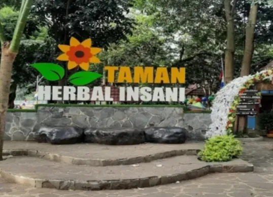 Suasana Taman Herbal Insani, Depok, tempat wisata edukasi (Sumber: Dok. Pribadi)