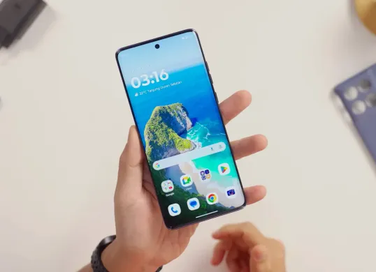 Spesifikasi dan Harga Motorola Edge 60 Fusion (Sumber: YouTube/GadgetIn)
