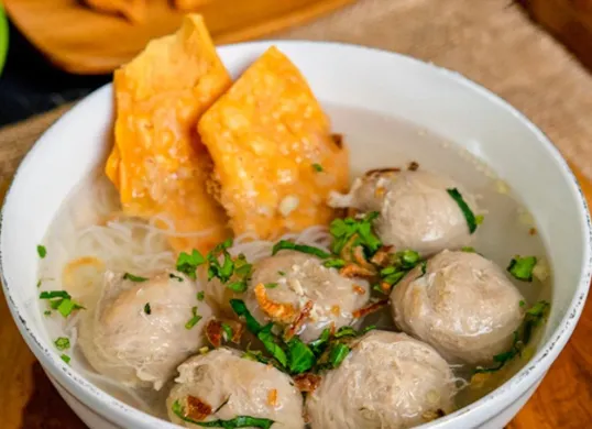 Cocok untuk Weekend, Berikut 5 Tempat Makan Bakso di Bandung (Sumber: Instagram/@baksoalex)