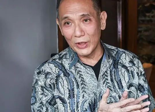 Jusuf Hamka menekankan pentingnya hidup sederhana bagi milenial: jangan gengsi, prioritaskan rumah daripada mobil. (Sumber: Instagram)