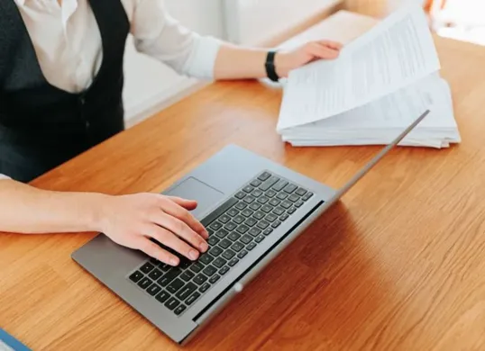 Informasi lowongan kerja Data Entry di Jakarta Utara (Sumber: Pinterest)