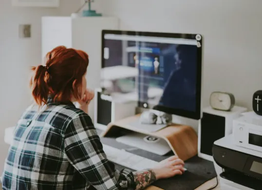 Ilustrasi-Cara Cari Loker di Situs JobStreet (Sumber: Unsplash/Annie Spratt)