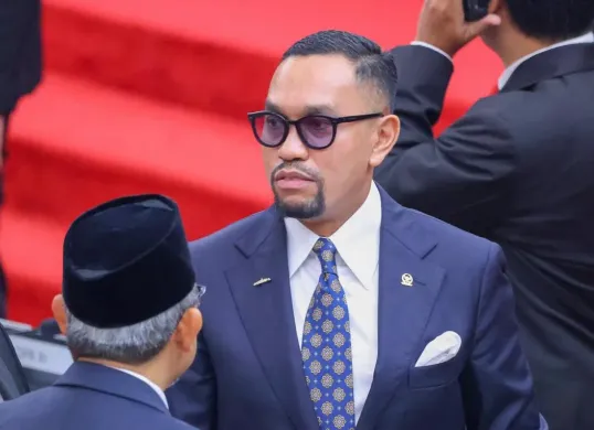 Wakil Ketua Komisi III DPR RI, Ahmad Sahroni tengah menjadi sorotan usai menanggapi seruan untuk membubarkan Dewan Perwakilan Rakyat (DPR). (Sumber: Instagram/@ahmadsahroni88)