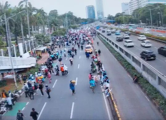Pantauan demo buruh hari ini 28 Agustus 2025 di Jakarta. (Sumber: TMC Polda Metro Jaya)