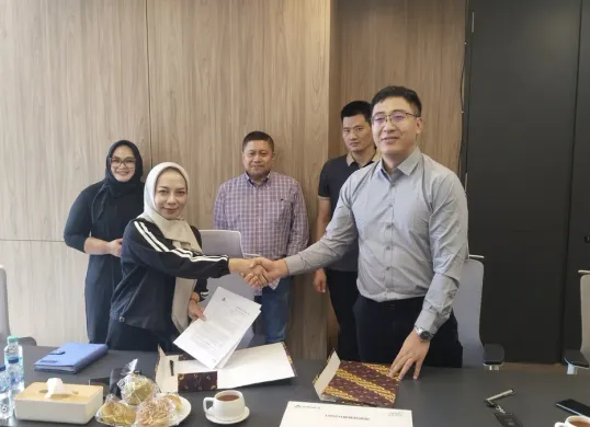 Presiden Director PT Torindo Jaya Persada Nia Kurniasih merger dengan PT Armada Bumi Investama fokus ekspansi bisnis Alat Berat di Sektor Pertambangan. (Sumber: Dok. Torindo)
