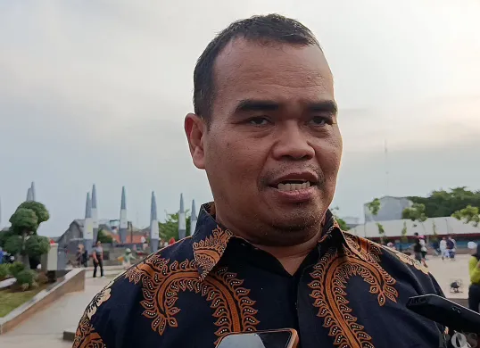 Kepala Kesbangpol Kota Bekasi, Nesan Sujana. (Sumber: POSKOTA | Foto: Nurpini Aulia Rapika)