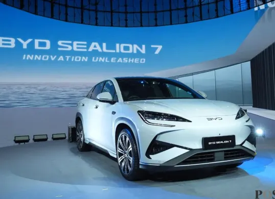 Pemerintah memastikan tidak ada insentif otomotif baru pada 2026. (Sumber: Poskota/Erwan Hartawan)