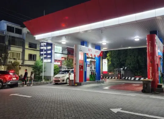 Pertamax Resmi Naik! Ini Daftar Lengkap Harga BBM Pertamina Per 1 Desember 2025 di Semua SPBU (Sumber: Pinterest/@Ahmad)