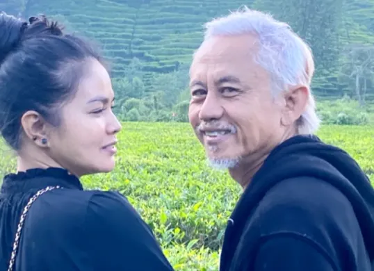 Potret Epy Kusnandar (kanan) dan Istrinya Karina Ranau (kiri). (Sumber: Instagram/@epy_kusnandar_official)