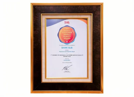 bank bjb meraih penghargaan Indonesia Customer Service Quality Award 2025 (ICSQ Award 2025). (Sumber: Corsec bank bjb)