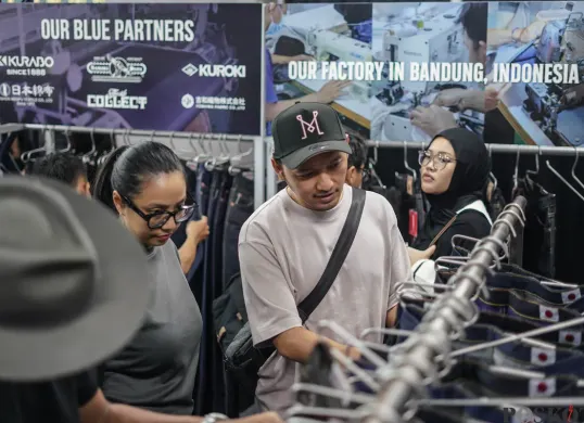 Menjelajah Aneka Ragam Denim di Wall of Fades 2025