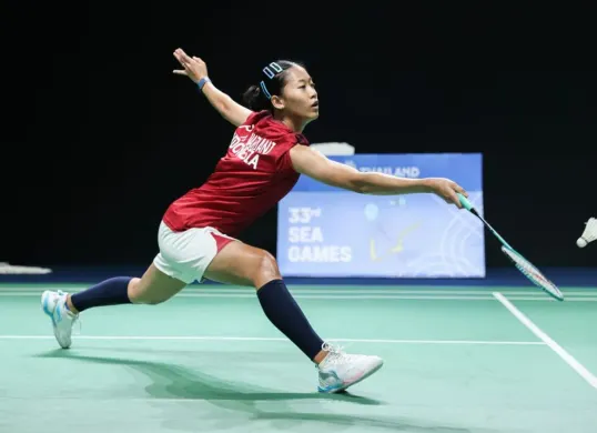 Atmosfer pertandingan panas Indonesia vs Malaysia di semifinal beregu putri SEA Games 2025 (Sumber: Dok/pbsi.id)