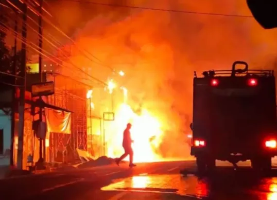 5 orang tewas saat terjadi kebakaran gudang dan rumah di Penjaringan Jakarta Utara (Sumber: Pinterest)