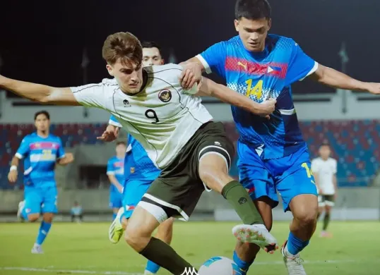 Timnas Indonesia U23 mengalami kekalahan perdana di SEA Games 2025 dari Filipina, apakah masih bisa lolos fase grup? (Sumber: Instagram/@timnasindonesia)