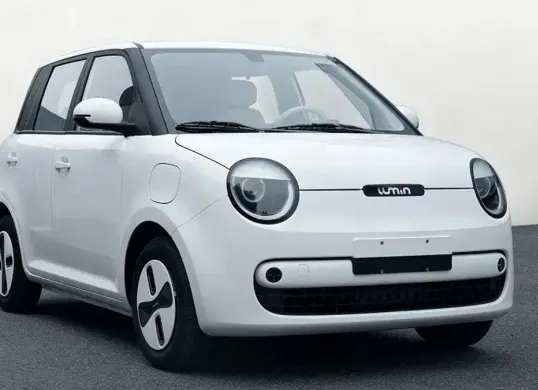 Changan Lumin versi empat pintu. (Sumber: Dok Autohome)