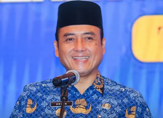 Potret Wakil Walikota Bandung, Erwin yang ditetapkan menjadi tersangka korupsi oleh Kejari Bandung. (Sumber: Instagram/@kangerwin_bdg)