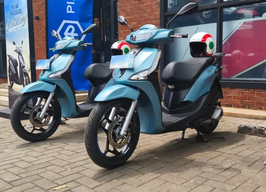 Piaggio Liberty S kini memakai mesin 125 cc. (Sumber: Poskota/Erwan Hartawan)