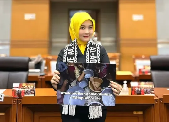 Profil lengkap Atalia Praratya (Sumber: Instagram/@ataliapr)