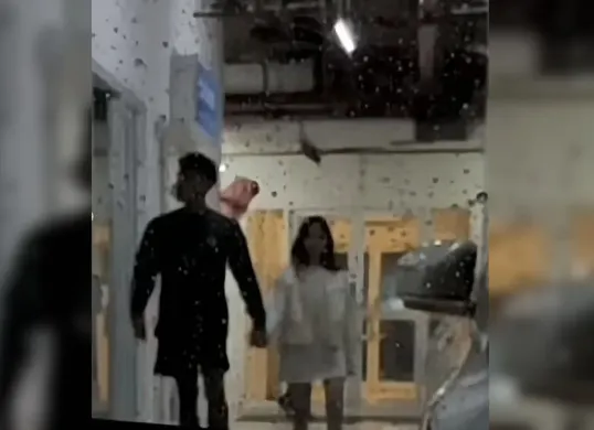 Bukti foto dari Aya kedekatan Yuka da Jule diruang publik (Sumber: Instagram/@pembasmi.kehaluan.reall)