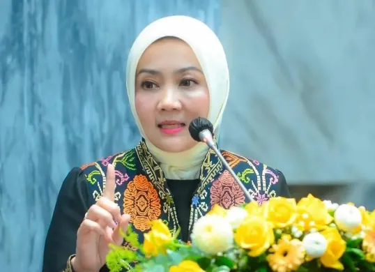 Atalia Praratya absen di sidang cerai perdana dengan Ridwan Kamil. (Sumber: Instagram/@ataliapr)