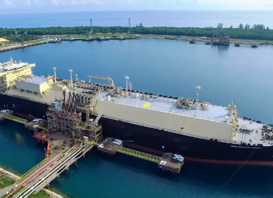 Ilustrasi, kapal tanker. (Sumber: Dok. Pertamina)