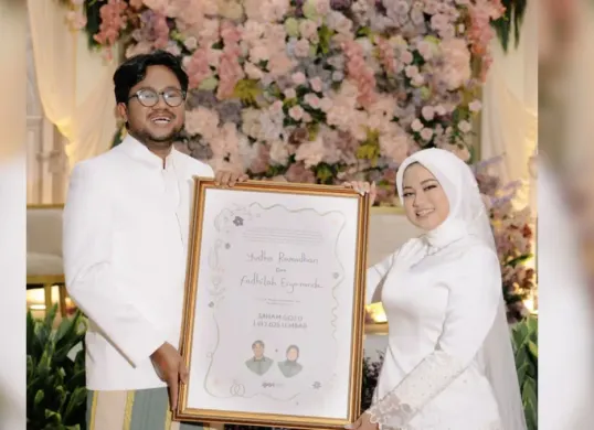 Potret Yudha Keling, komika dan aktor Indonesia, yang resmi menikah dengan Fadhilah Eryananda pada Desember 2025. (Sumber: Instagram/@yudhakhel)