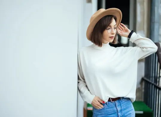 Ilustrasi outfit harian. (Sumber: Freepik/@diana-grytsku)