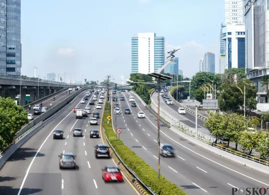 Potret Lengangnya Lalu Lintas Jakarta di Hari Libur Natal