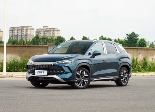 Ilustrasi mobil BYD berteknologi PHEV. (Sumber: Istimewa)