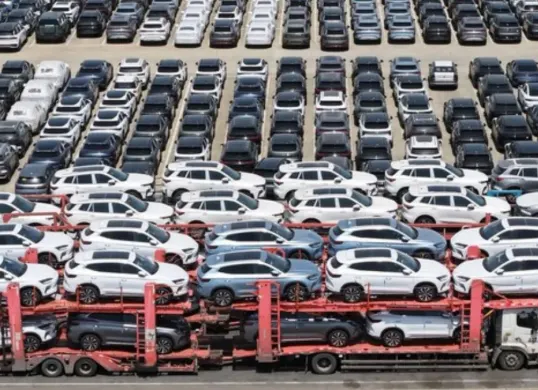 Ilustrasi Puluhan produsen mobil China terancam mengalami kebangkrutan. (Sumber: Istimewa)