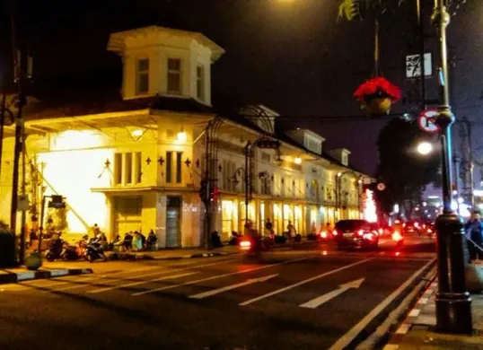 11 Titik Keramaian Malam Tahun Baru di Bandung yang Jadi Fokus Pengamanan Polisi (Sumber: Pinterest)