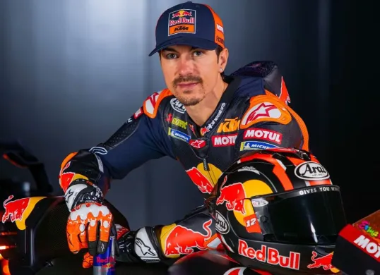 Maverick Vinales resmi bergabung dengan KTM untuk musim MotoGP 2025 (Sumber: IG: @maverick12official)