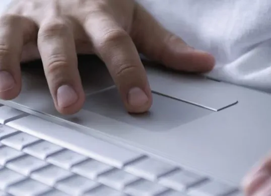 Tips mengatasi kursor laptop tidak bergerak. (Sumber: Pinterest/ehow)