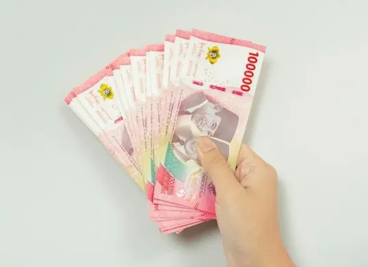 KPM validasi berhasil terima saldo dana bansos Rp750.00 dari PKH tahap satu 2025 melalui Bank BNI.  (Sumber: Pinterest