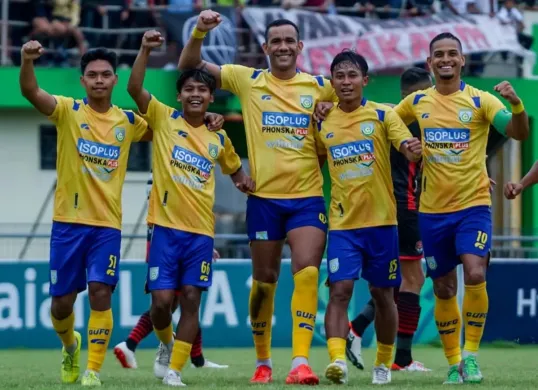 Gresik United mengusung misi balas dendam di kandang Persiku Kudus pada babak playoff degradasi Liga 2 2024-25. (Foto: Instagram/@gresikunited)
